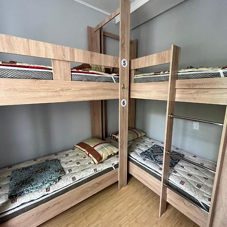 Hostel64 Almaty Luaran gambar