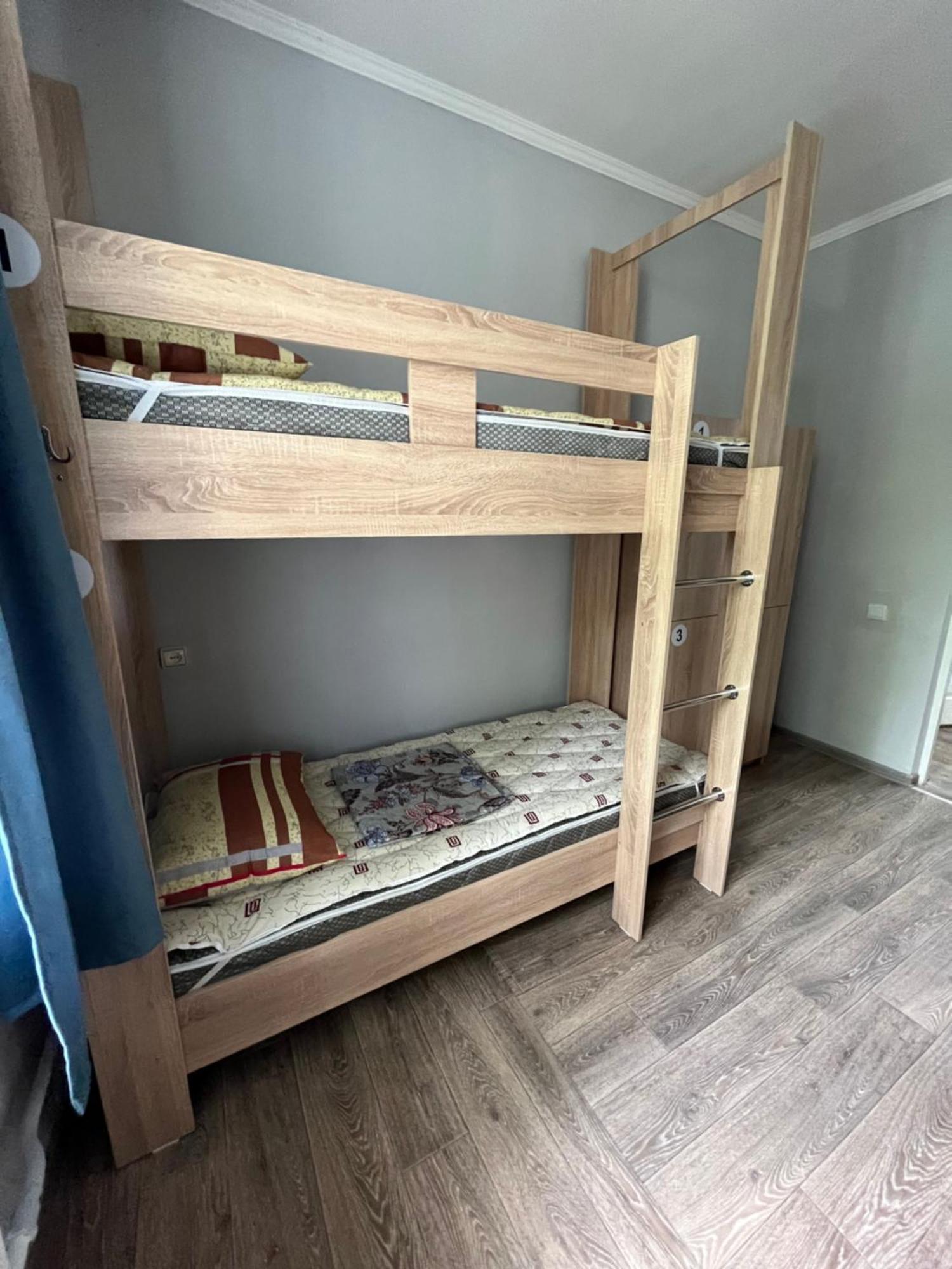 Hostel64 Almaty Luaran gambar