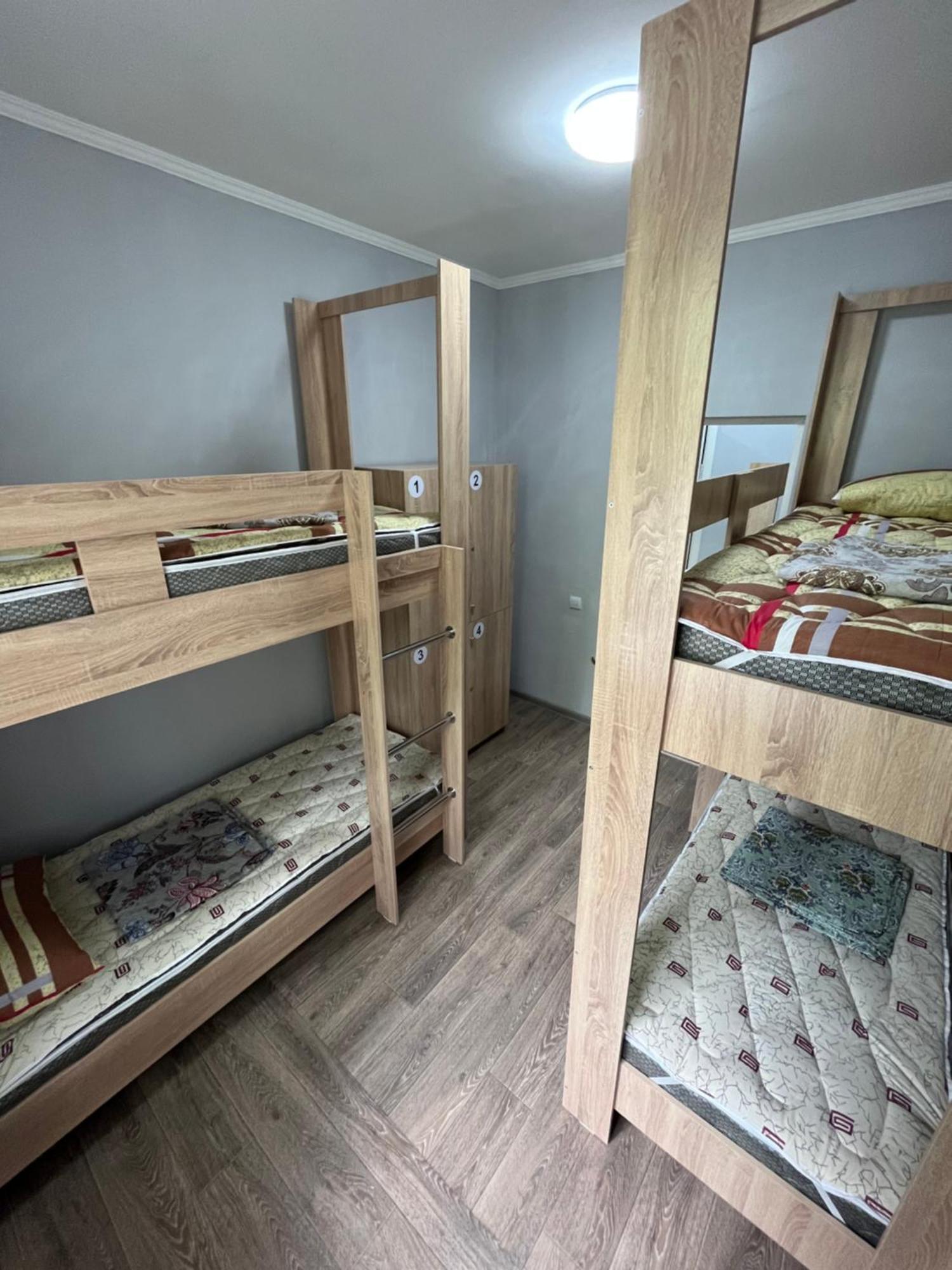 Hostel64 Almaty Luaran gambar