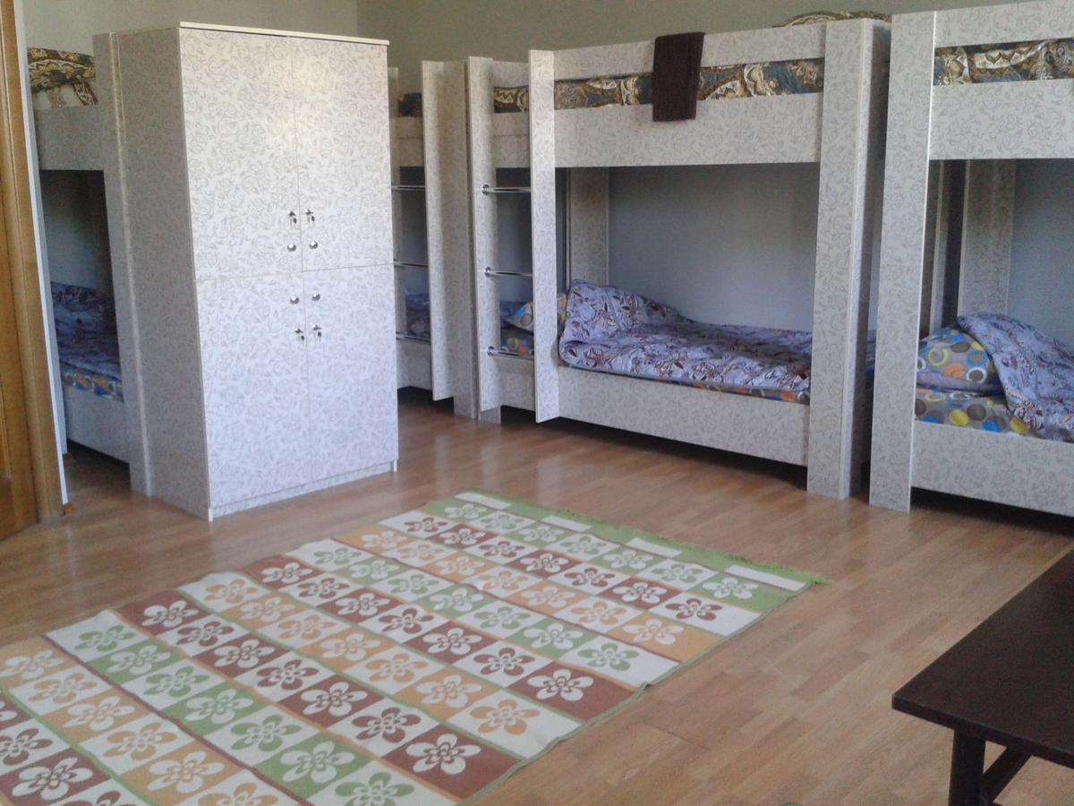Hostel64 Almaty Luaran gambar
