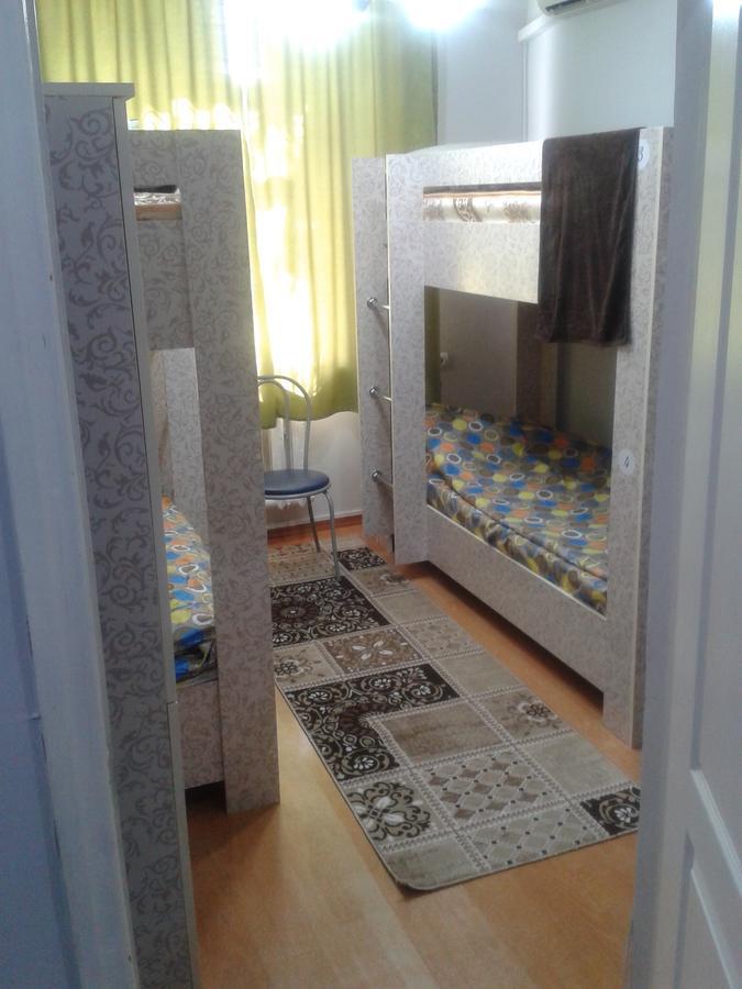 Hostel64 Almaty Luaran gambar
